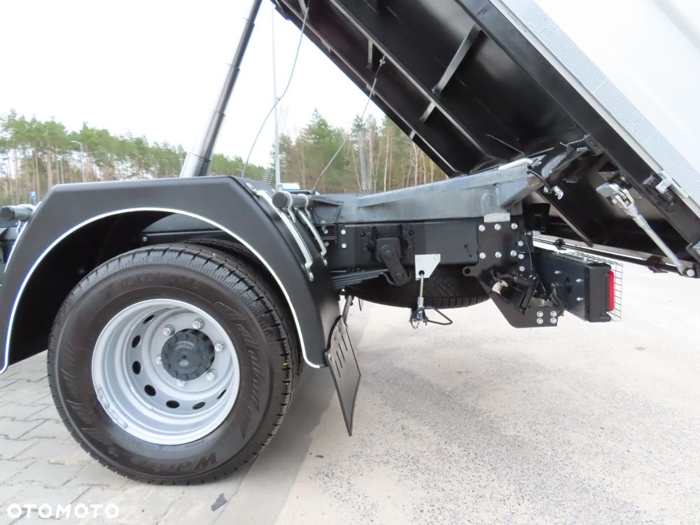 Iveco DAILY 70C16 Wywrotka Siatkowa Kiper Wywrot x 3 Strony 4.20 CM Długi 8 E.Palet Renomowanej Firmy ROMCAR Rozstaw Osi 4100 mm HAK 3500 Kg 40 Tys Km Przeb. Stan Auta JAK NOWY - 10