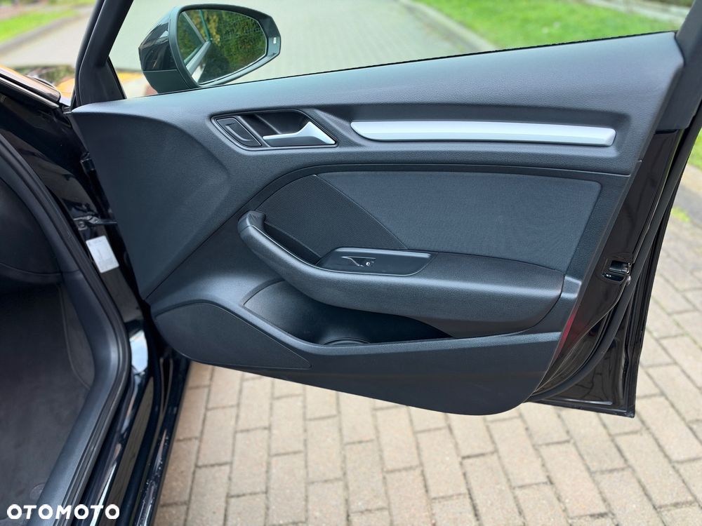 Audi A3 Sportback 1.4 TFSI Attraction - 29