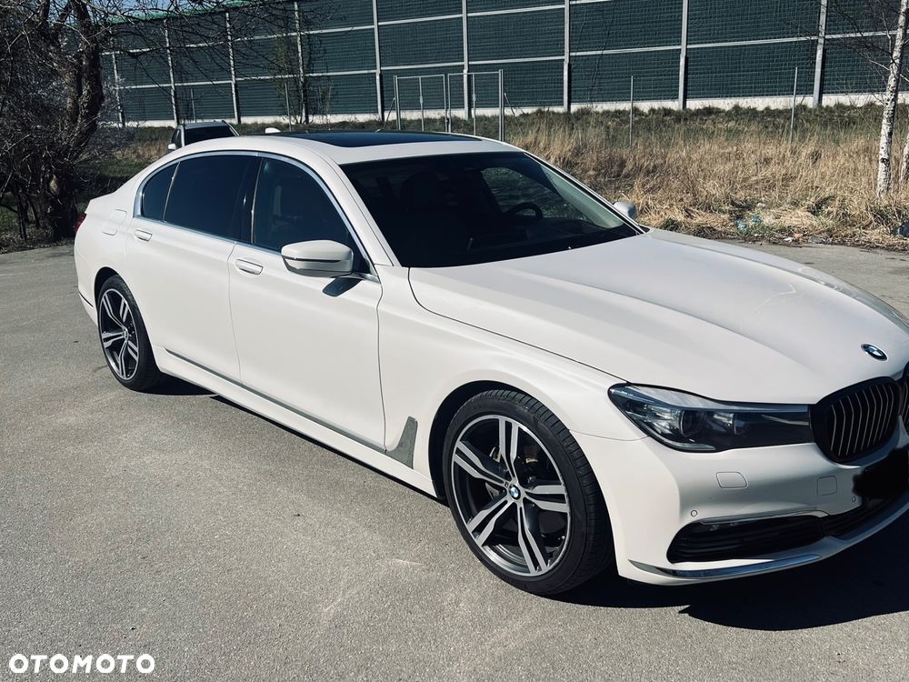 BMW Seria 7 740Li - 2