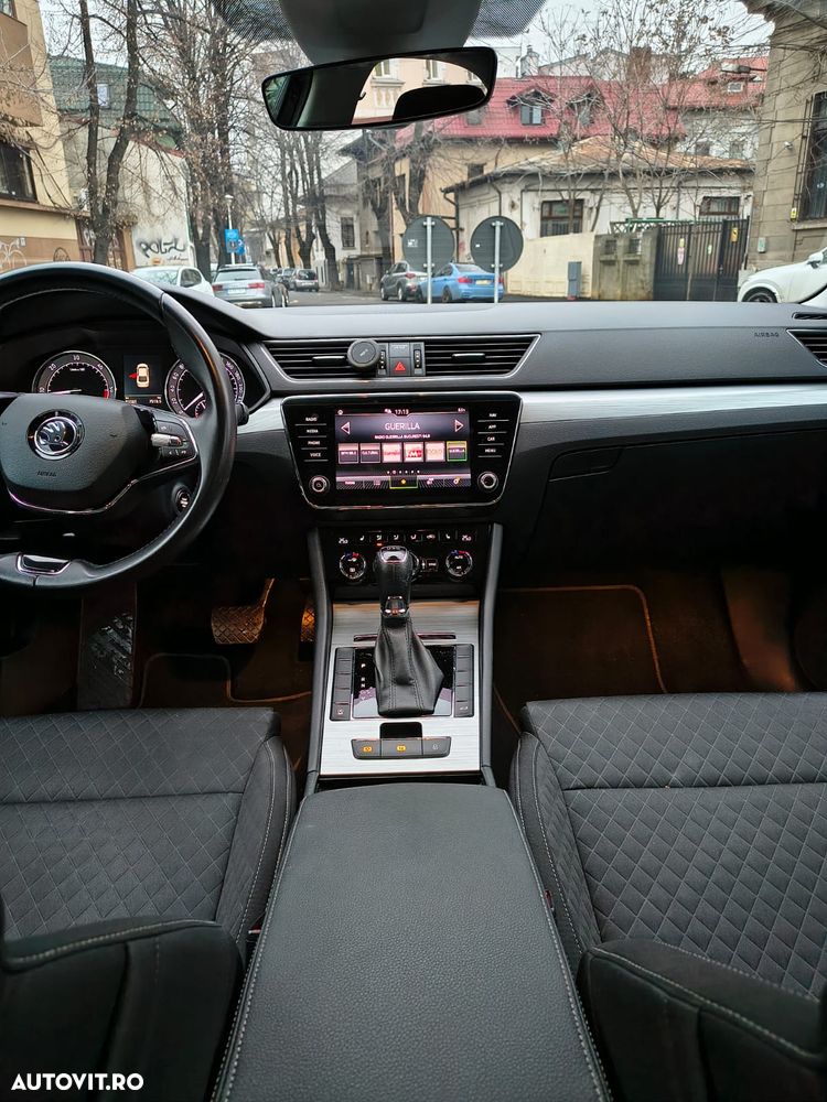 Skoda Superb 2.0 TDI DSG Ambition - 11