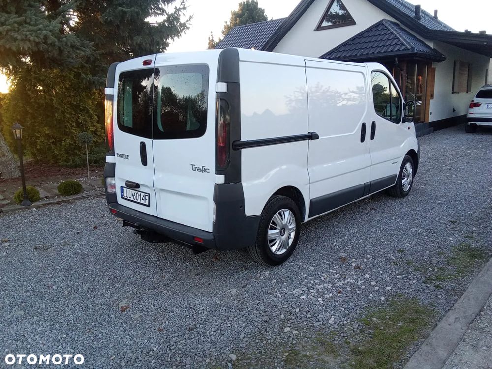 Renault Trafic - 14