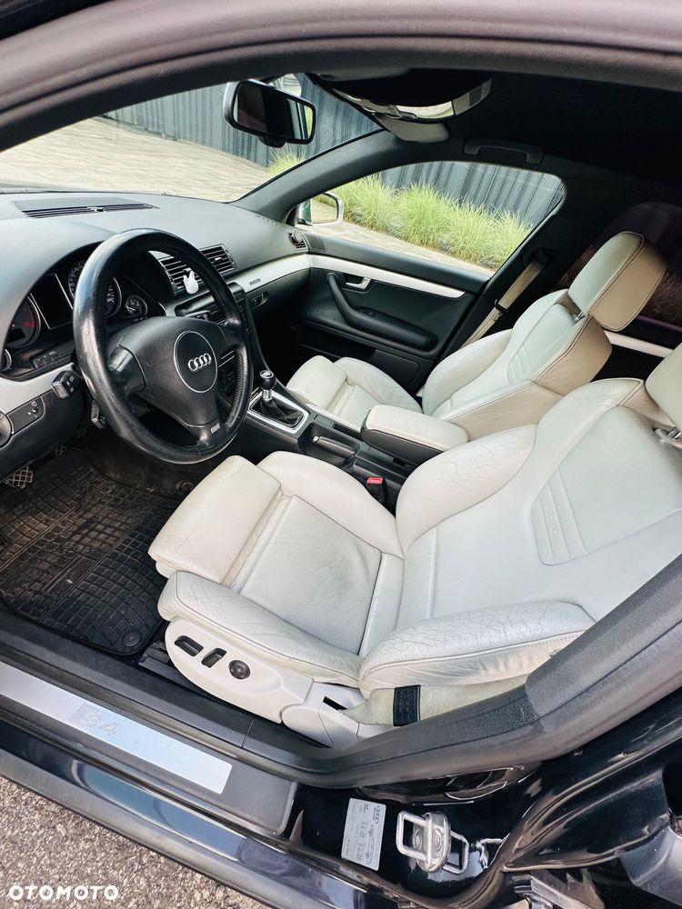 Audi S4 Avant - 13