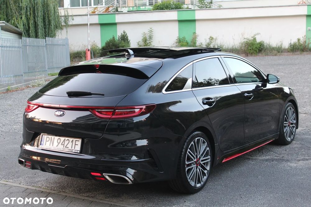 Kia ProCeed - 9