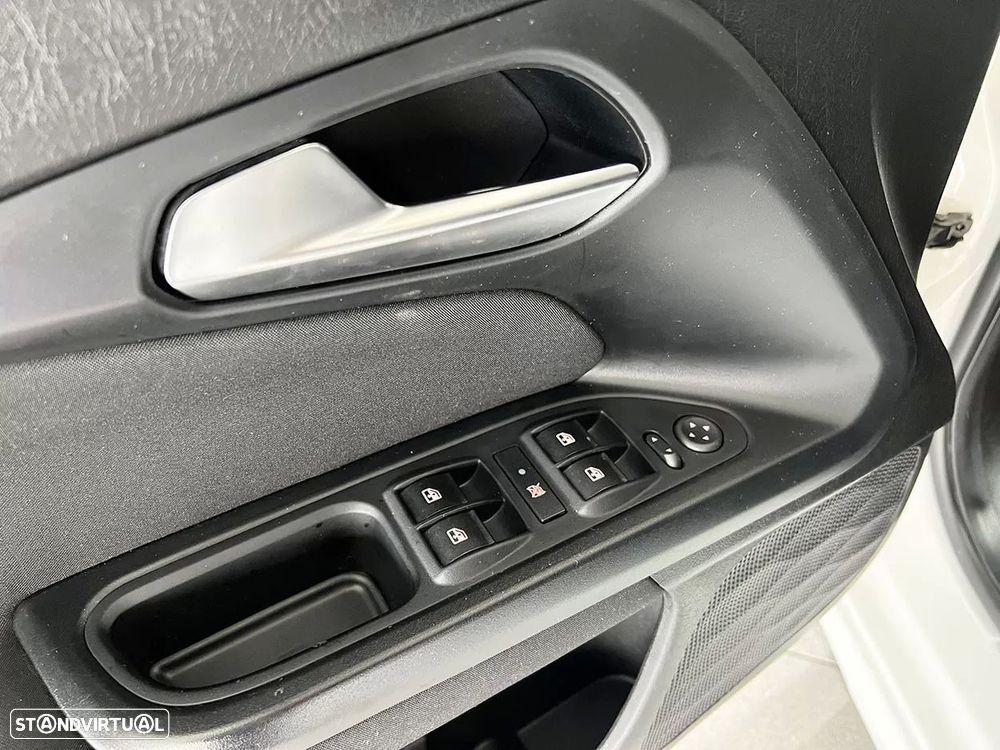 Fiat Tipo Station Wagon 1.3 M-Jet Lounge - 20