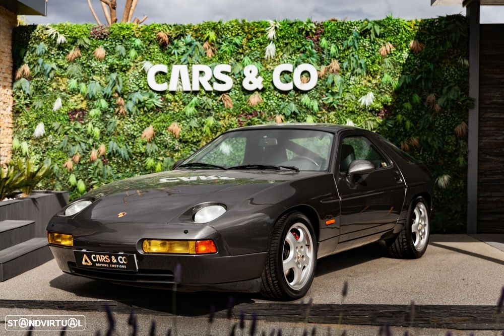Porsche 928 S4 - 1