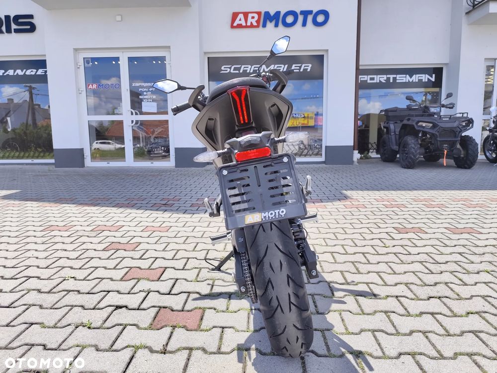 VOGE R125S - 6
