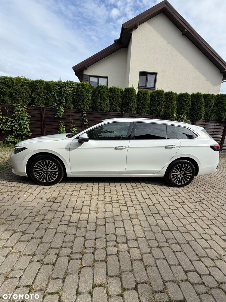 Volkswagen Passat 1.5 TSI ACT mHEV Style DSG - 2