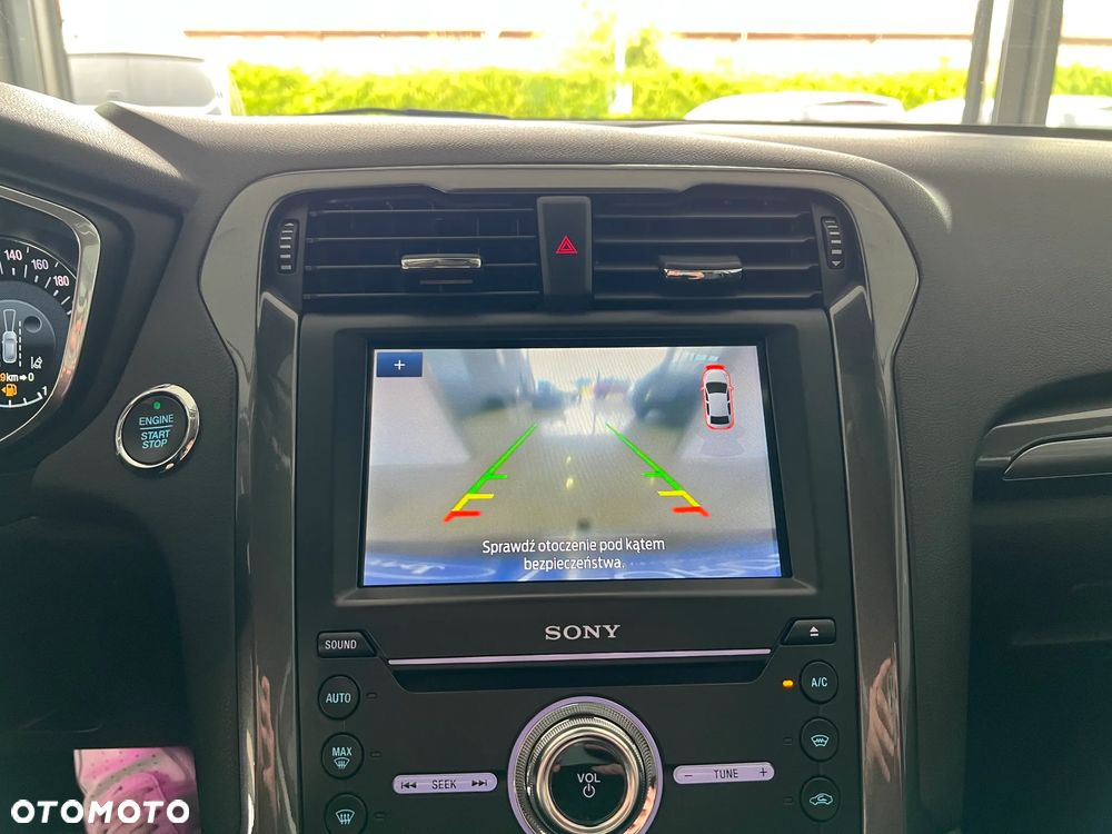 Ford Mondeo 2.0 EcoBlue Titanium - 33