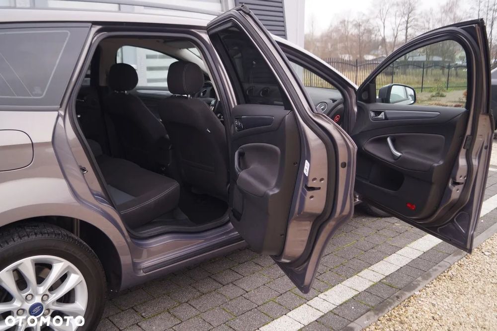 Ford Mondeo 1.6 TDCi Ambiente - 14