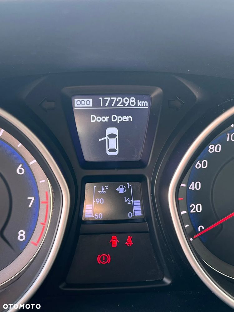 Hyundai i30 1.6 Comfort - 9