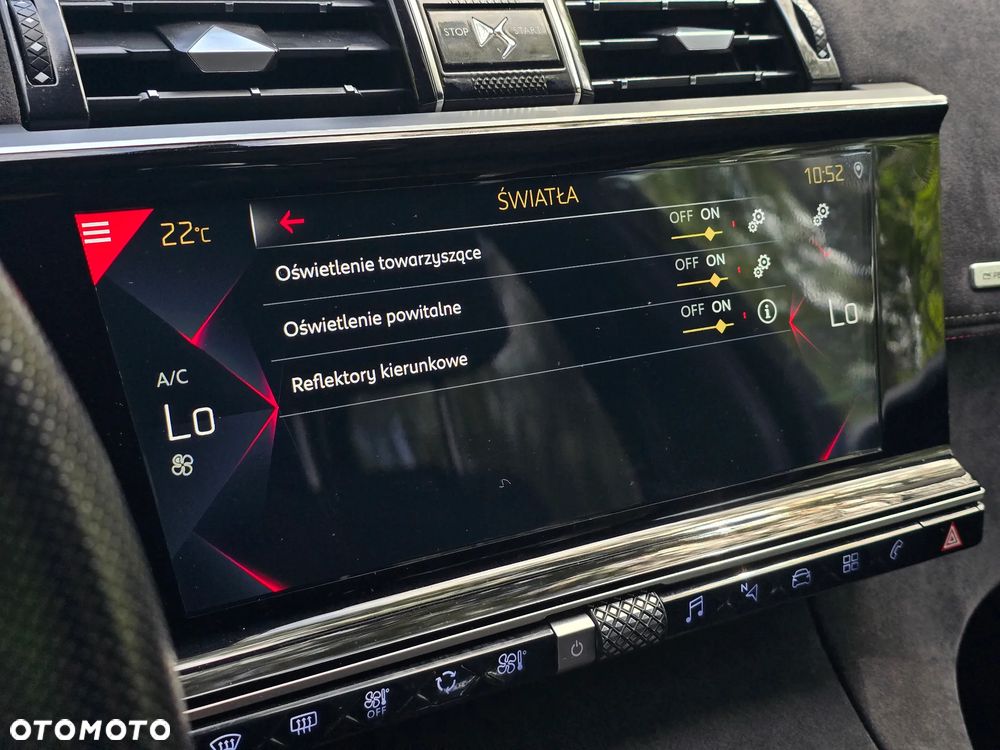 DS Automobiles DS 7 Crossback 2.0 BlueHDi Performance Line + - 32