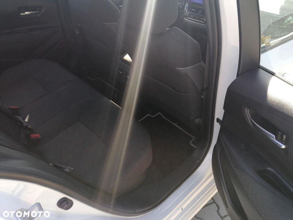 Toyota Corolla 1.8 Hybrid Comfort - 10