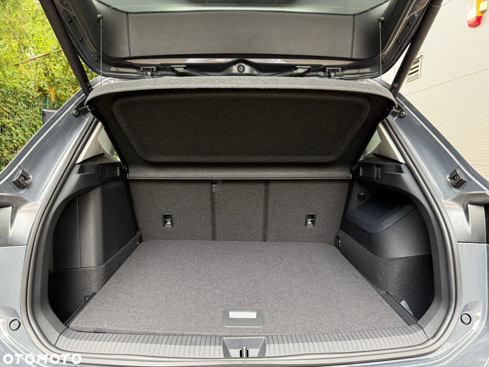 Volkswagen Tiguan - 12