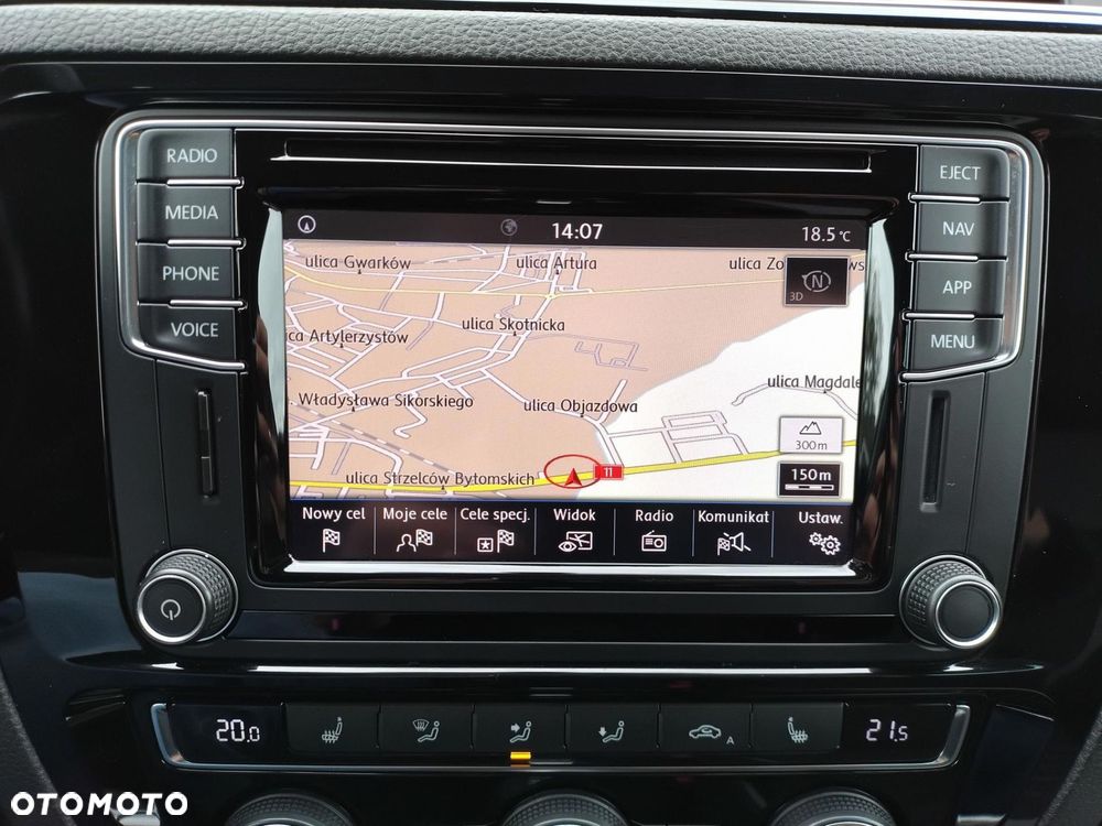 Volkswagen Jetta 1.4 TSI BMT Highline DSG - 17