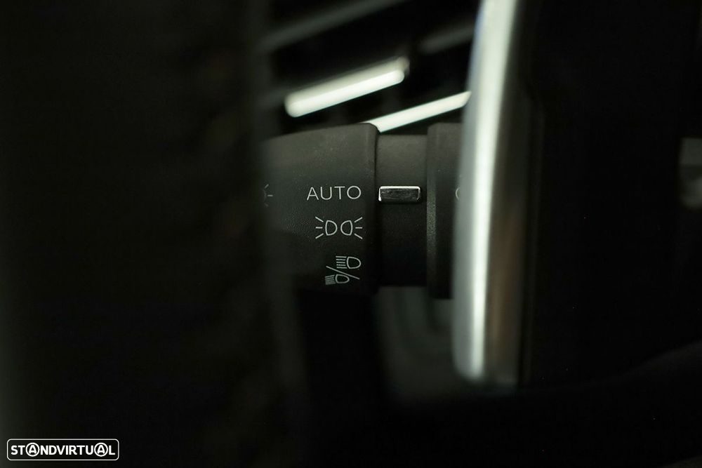 Peugeot 3008 1.2 PureTech GT EAT8 - 18