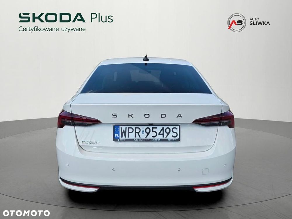 Skoda Octavia 1.5 TSI mHEV Selection DSG - 4