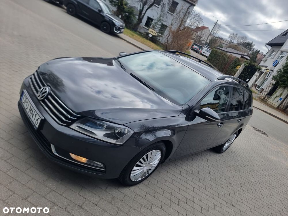 Volkswagen Passat 2.0 TDI Comfortline - 16