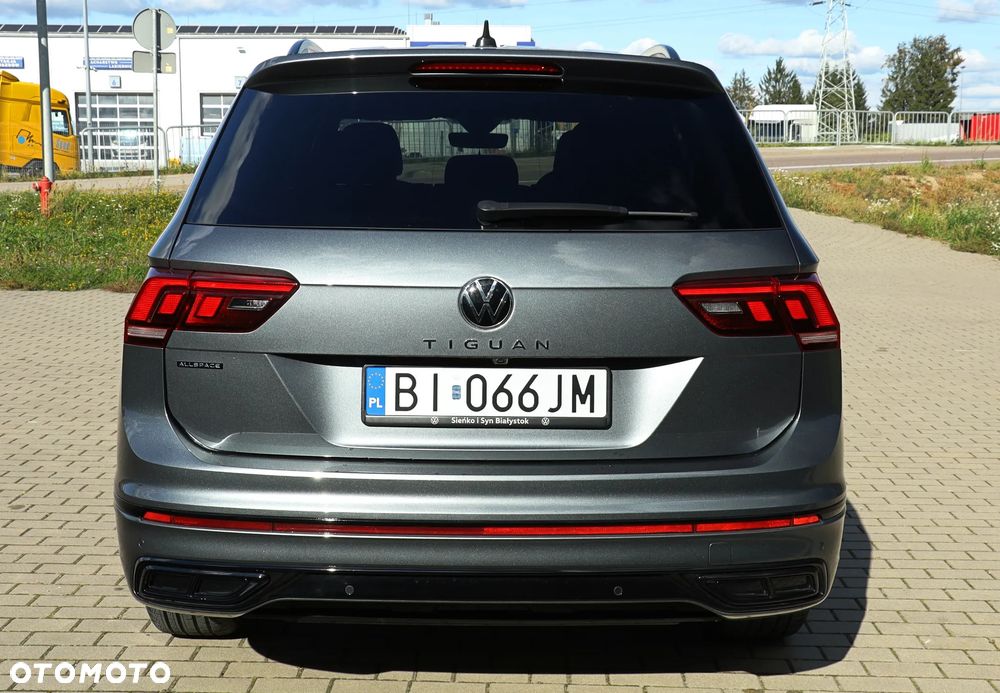 Volkswagen Tiguan - 8