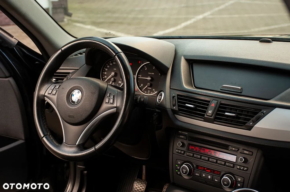 BMW X1 sDrive20d - 17