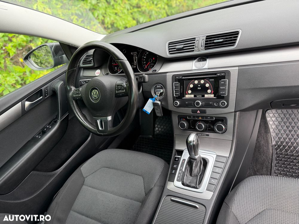 Volkswagen Passat 2.0 TDI DSG BlueMotion Technology Comfortline - 9