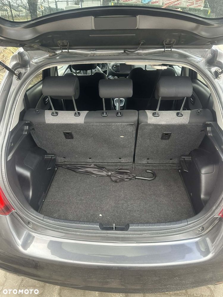 Toyota Yaris - 8