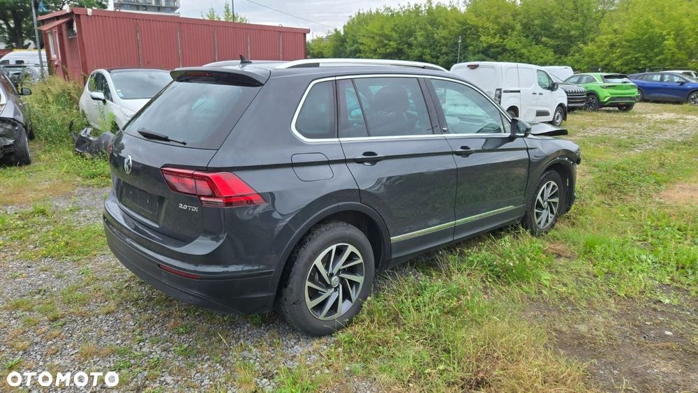 Volkswagen Tiguan - 18