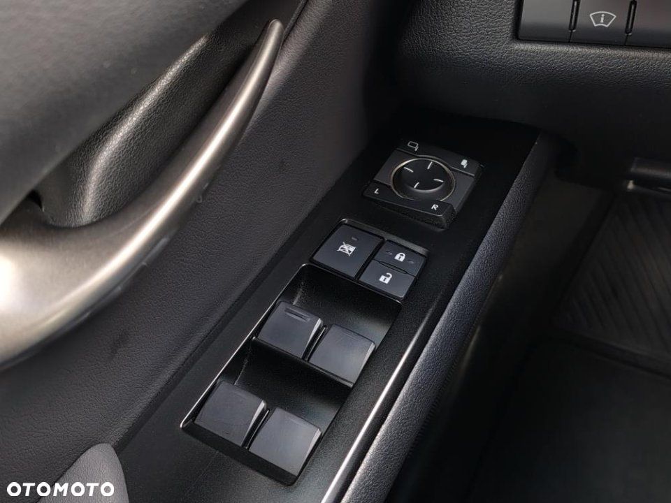 Lexus UX - 26