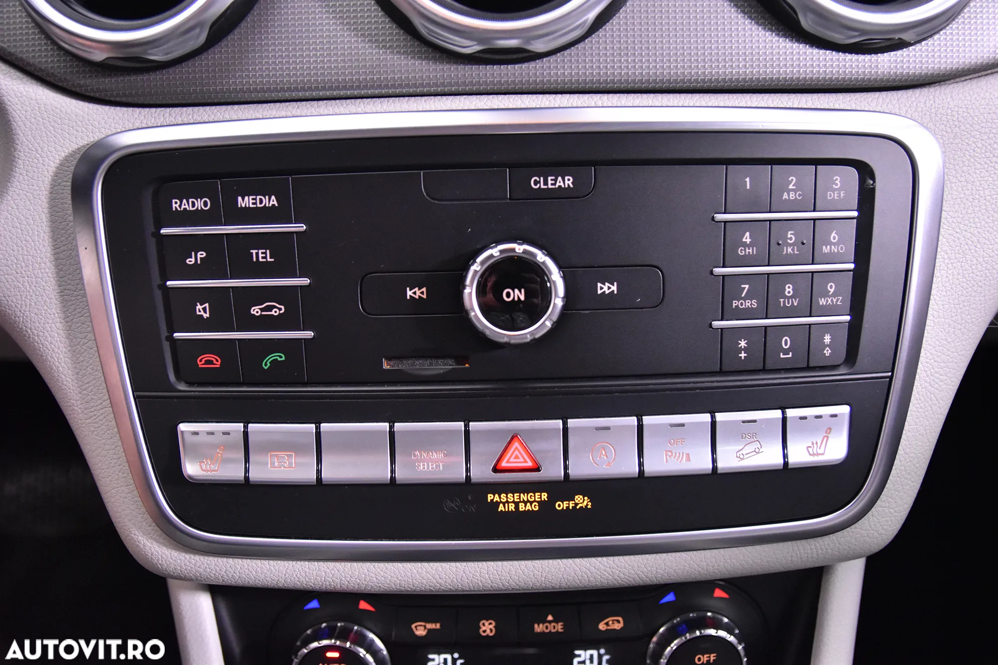 Mercedes-Benz GLA 220 4MATIC - 18