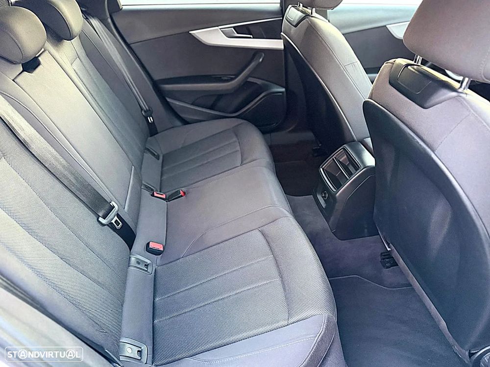 Audi A4 Avant 2.0 TDI ultra - 11