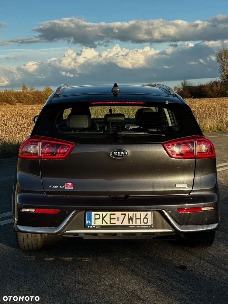 Kia Niro 1.6 GDI Hybrid L - 11