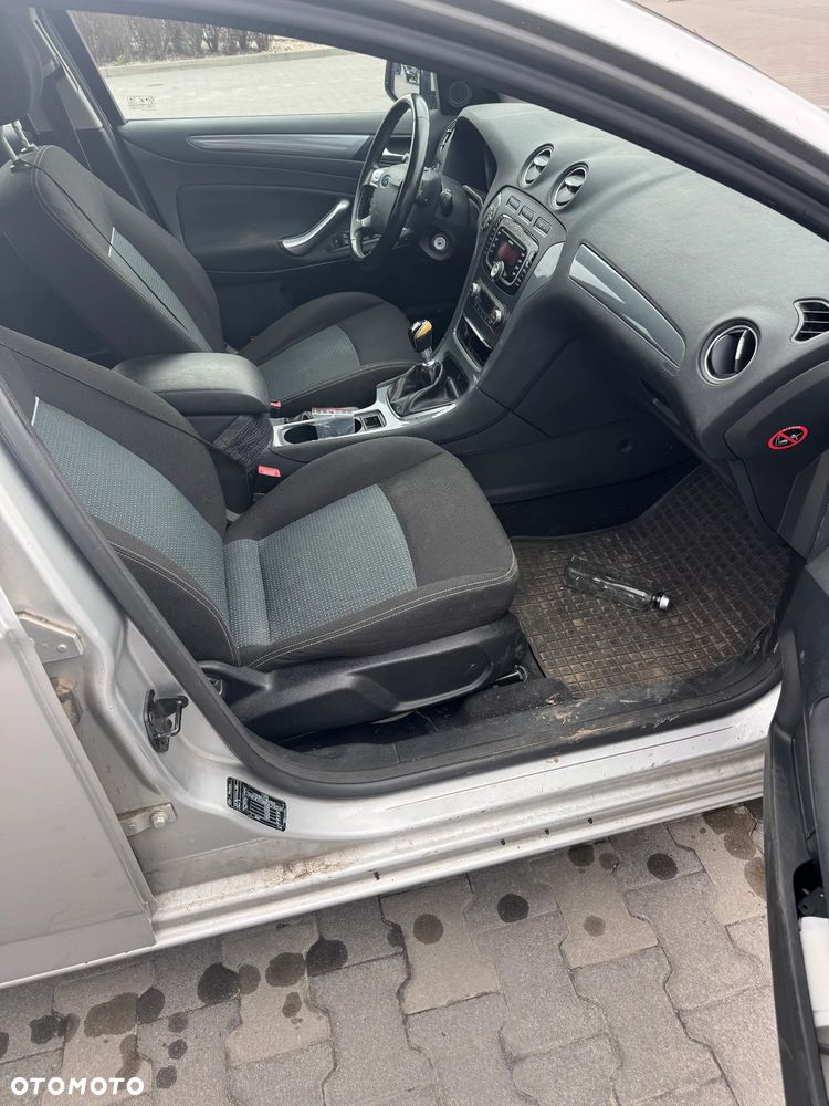 Ford Mondeo 1.6 TDCi Trend - 16