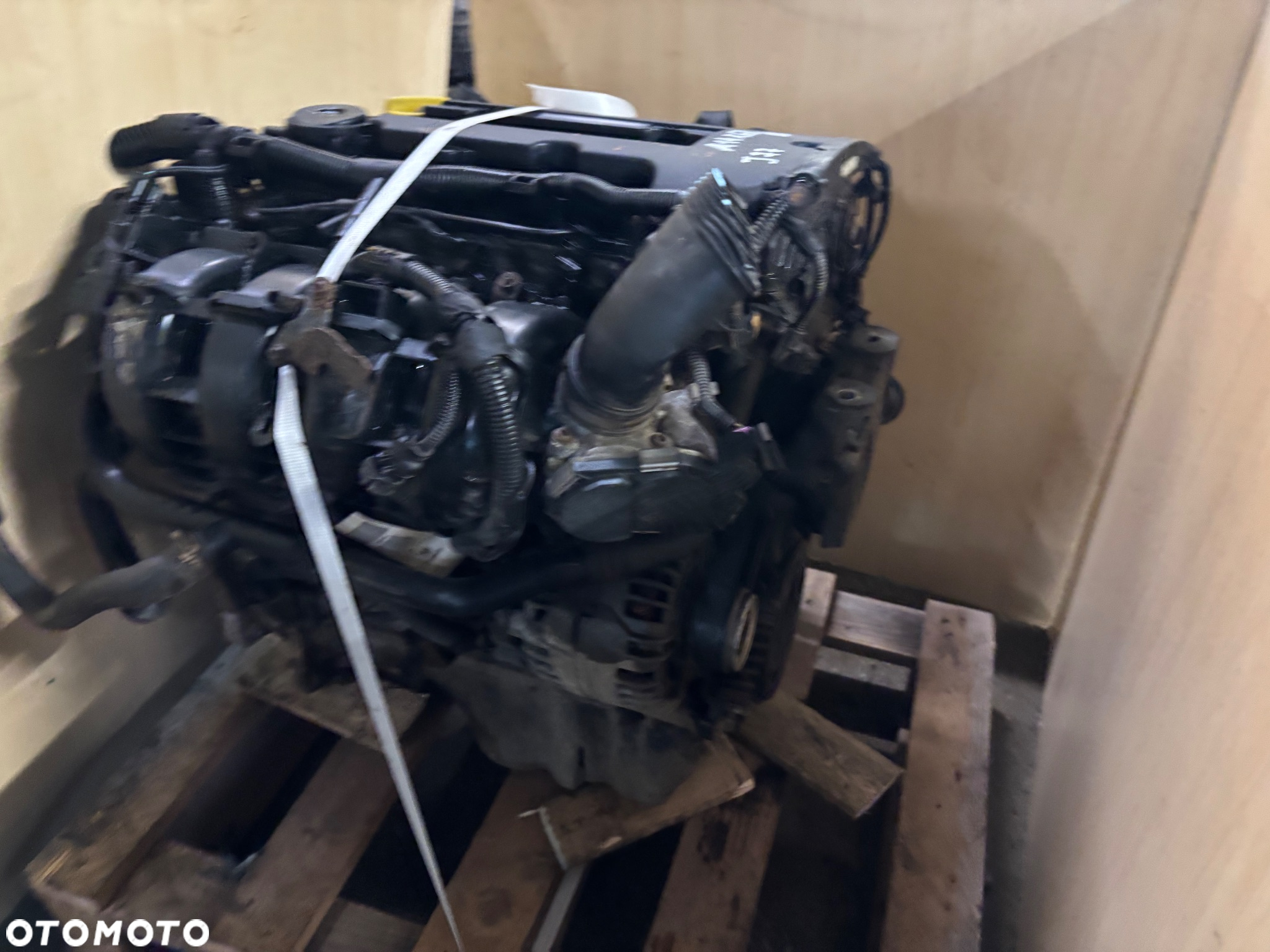 SILNIK OPEL ASTRA J MERIVA B CORSA D A14XER słupek - 8
