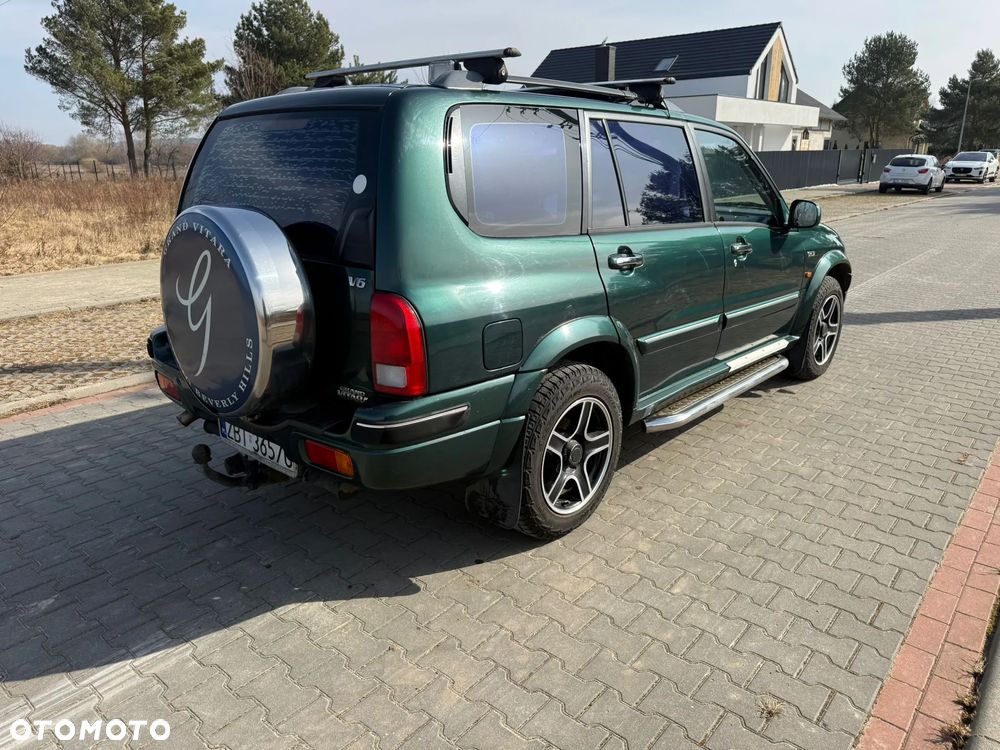 Suzuki Grand Vitara 2.7 V6 - 6