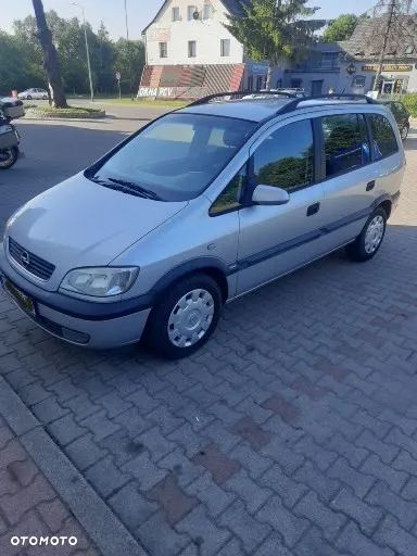 Opel Zafira - 1