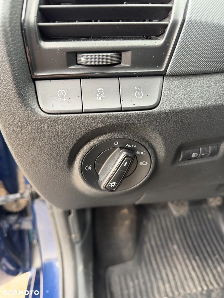 Skoda Fabia 1.0 Drive - 15