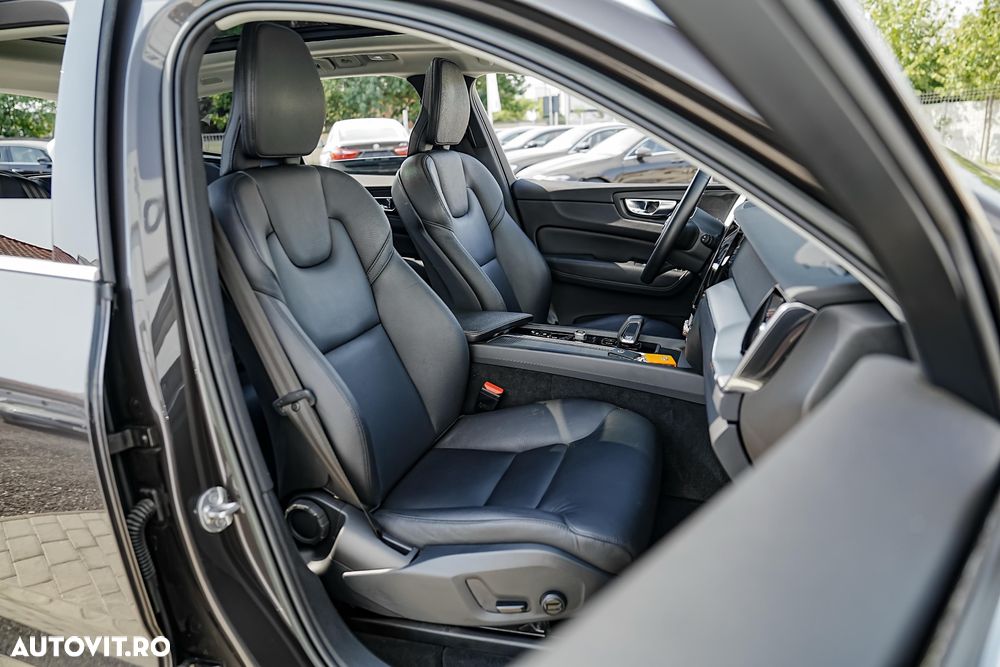 VOLVO XC60 2022 — imagine 16