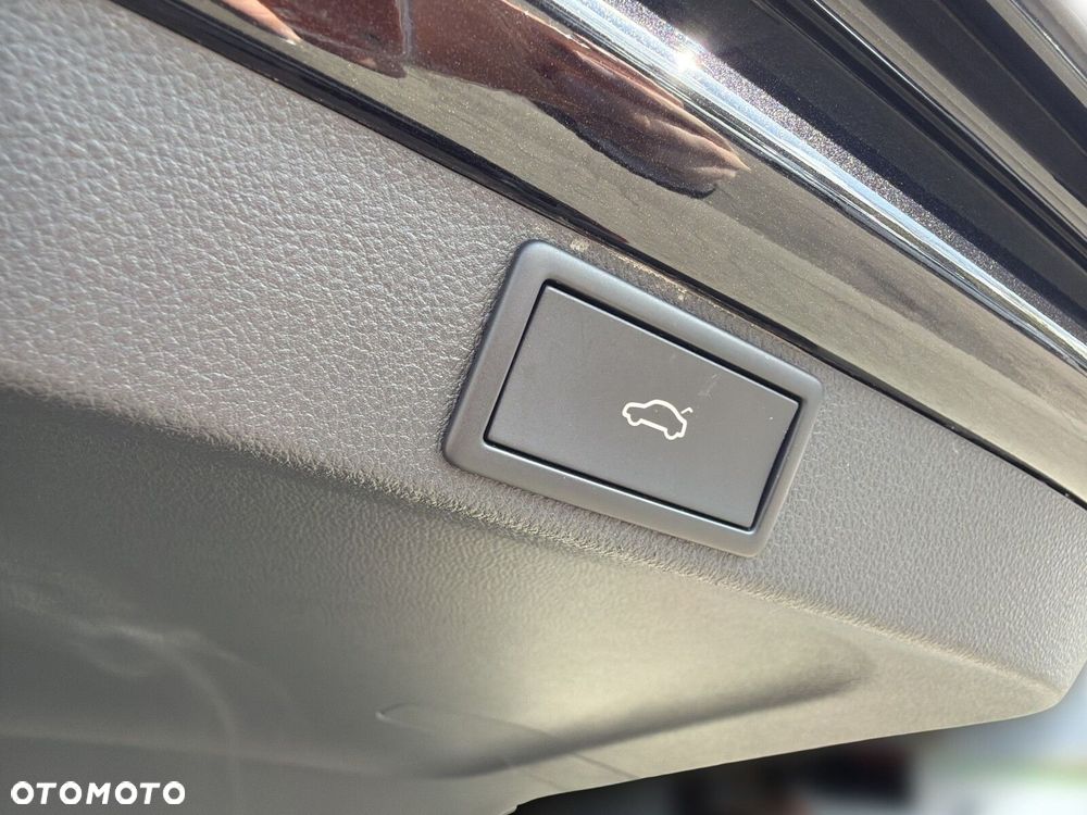 Skoda Octavia 2.0 TDI RS DSG - 36