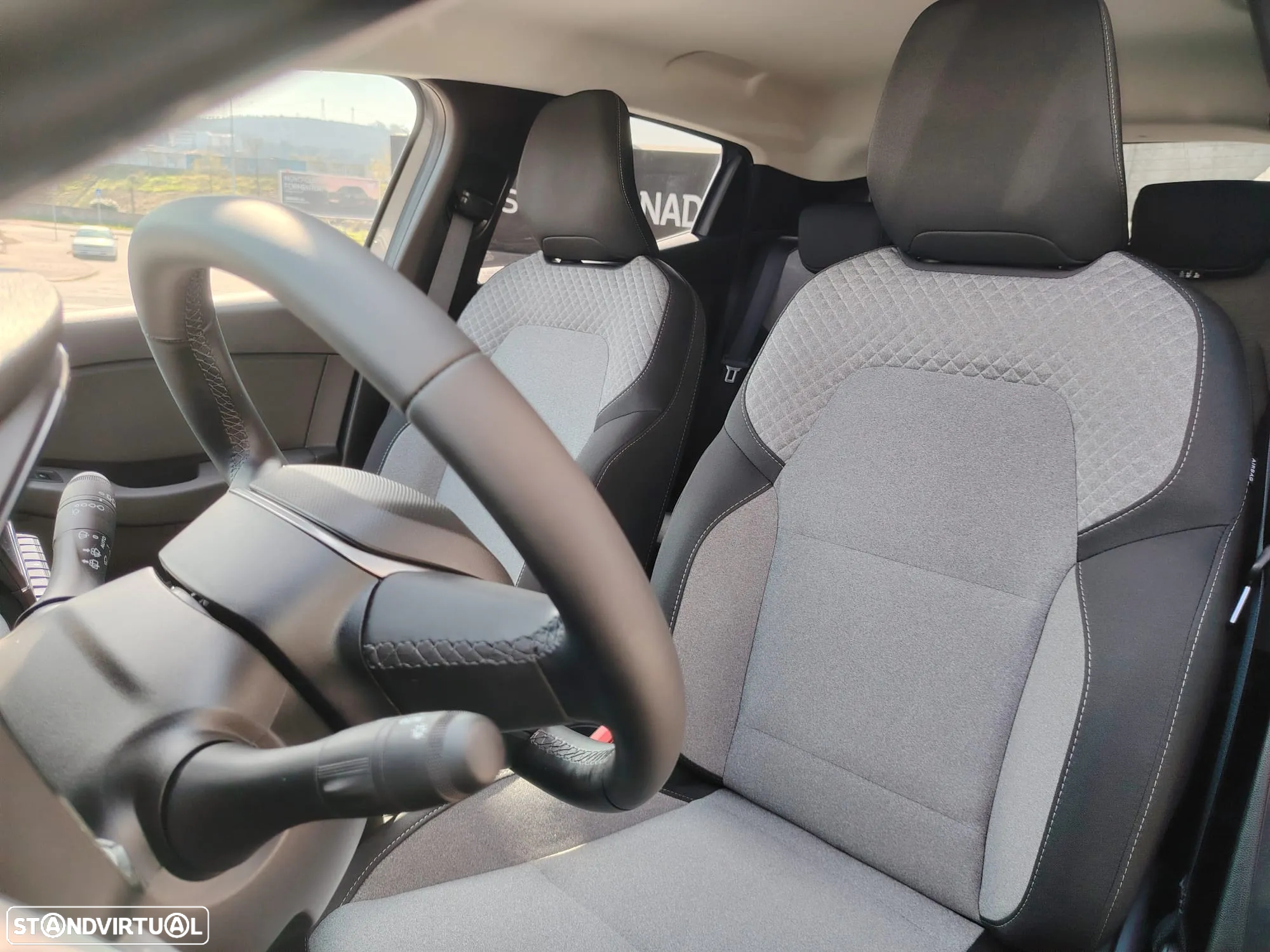 Renault Clio 1.0 TCe Intens Bi-Fuel - 11