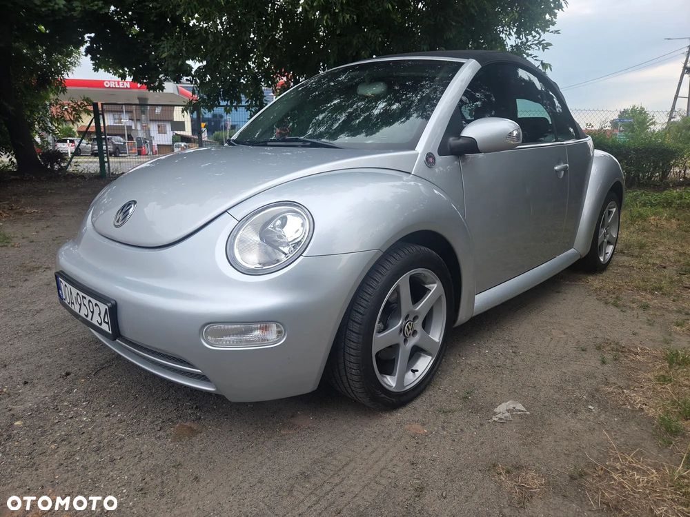 Volkswagen New Beetle 2.0 - 18