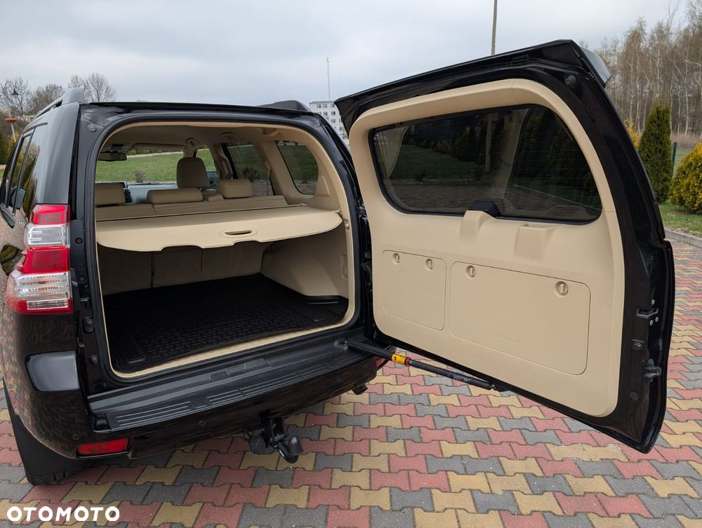 Toyota Land Cruiser LC 2.8 D-4D Invincible - 23