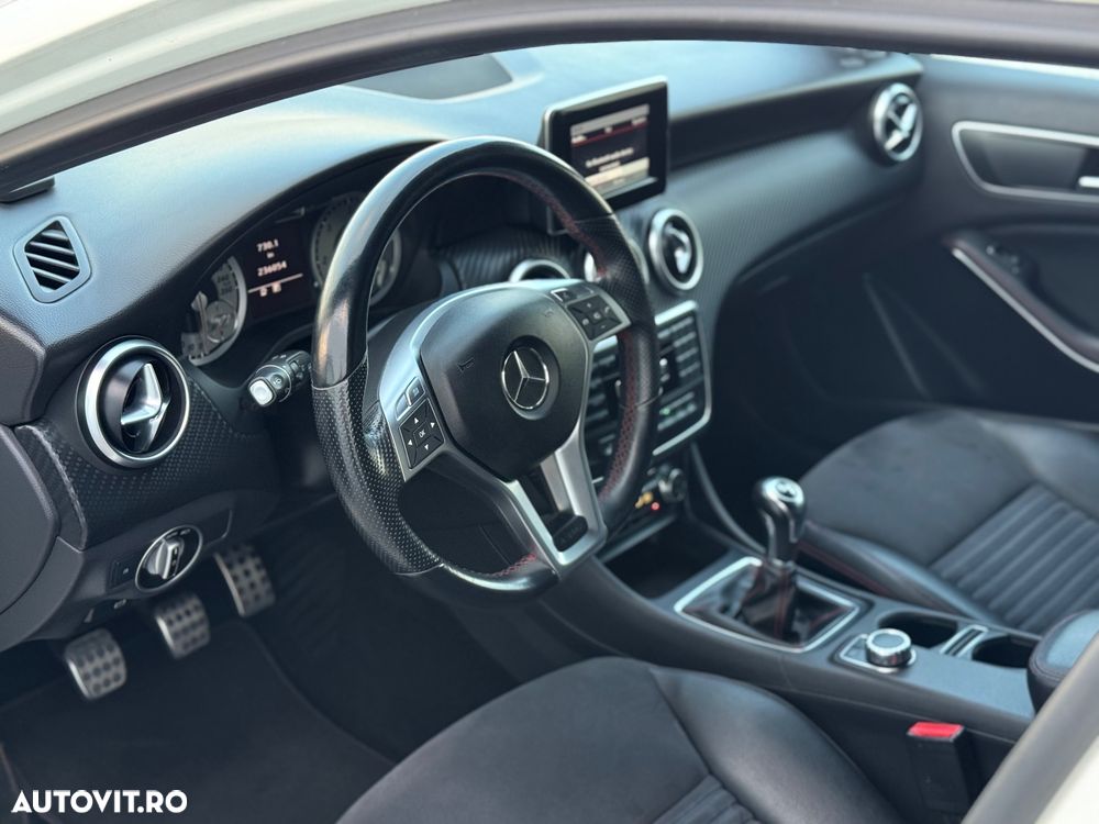 Mercedes-Benz A 200 CDI BlueEfficiency AMG Sport - 12
