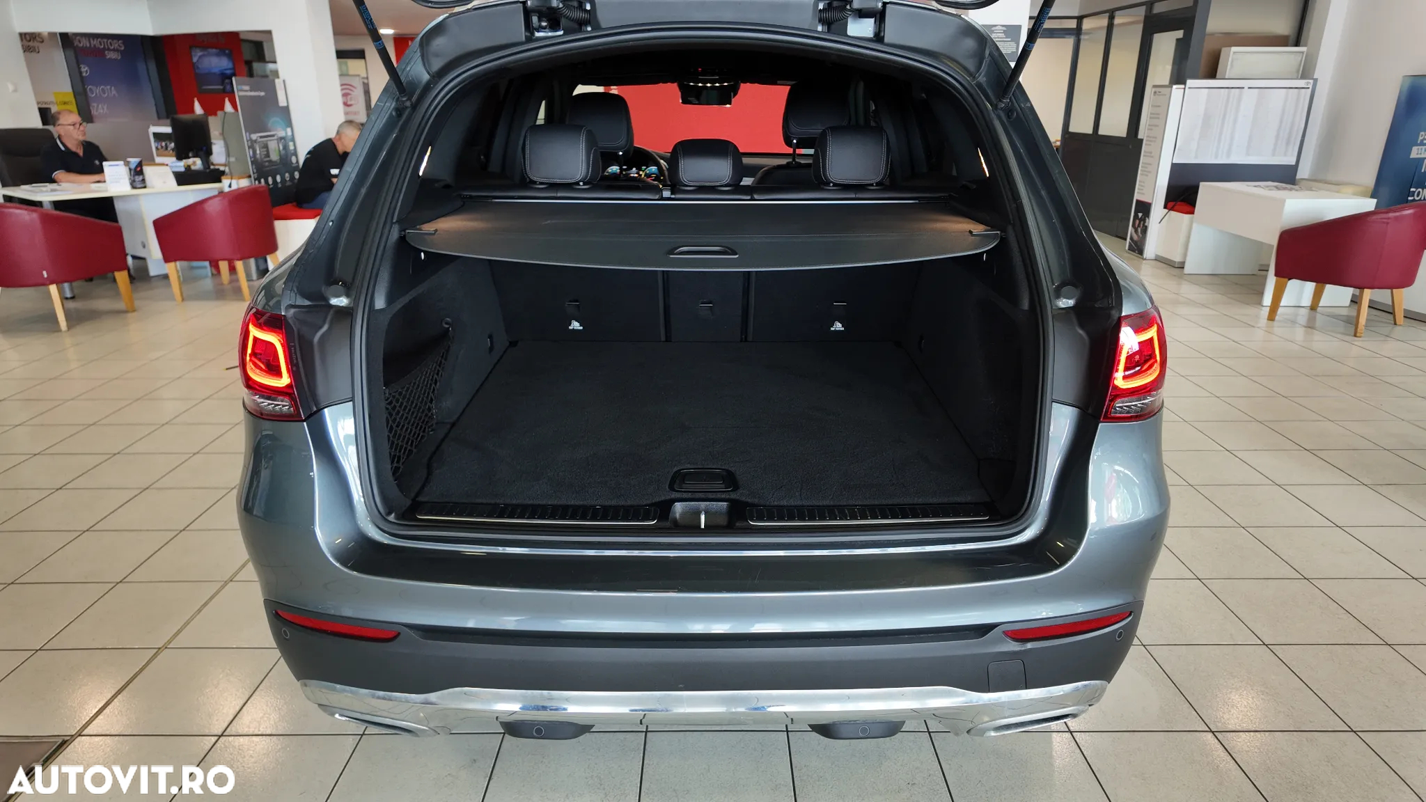 Mercedes-Benz GLC 220 d 4Matic 9G-TRONIC - 38