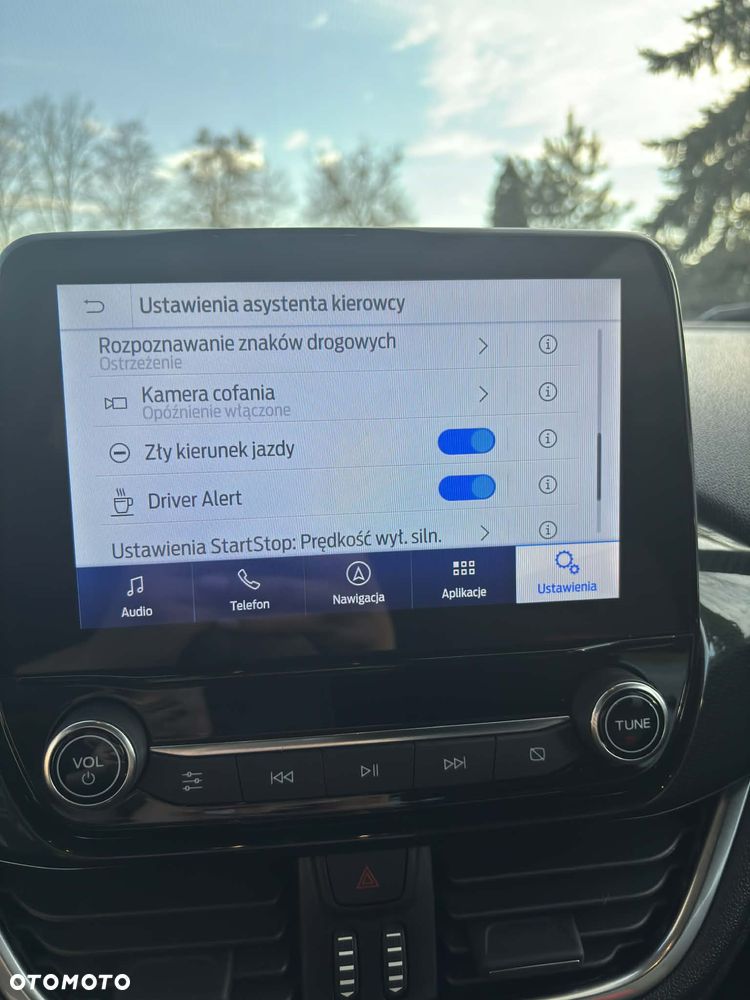 Ford Fiesta 1.0 EcoBoost Hybrid S&S ST-LINE X - 28