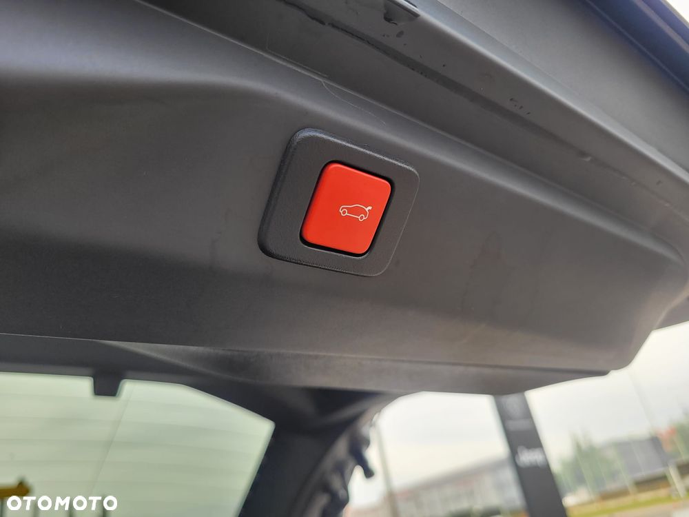 Peugeot 3008 1.6 PHEV 195 GT Exclusive e-DCS7 - 25