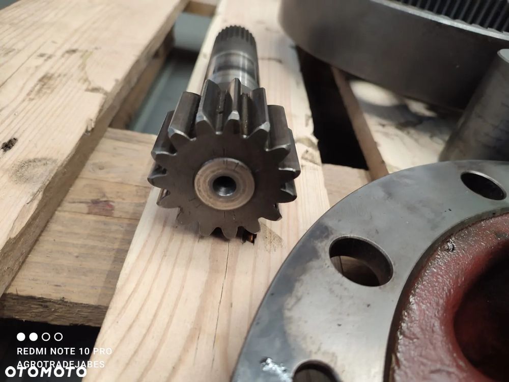 Zwolnica Case 580 SLE Carraro - 10