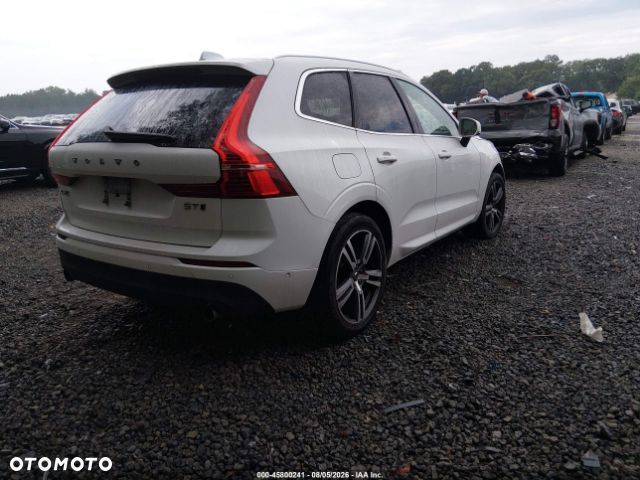 Volvo XC 60 - 4