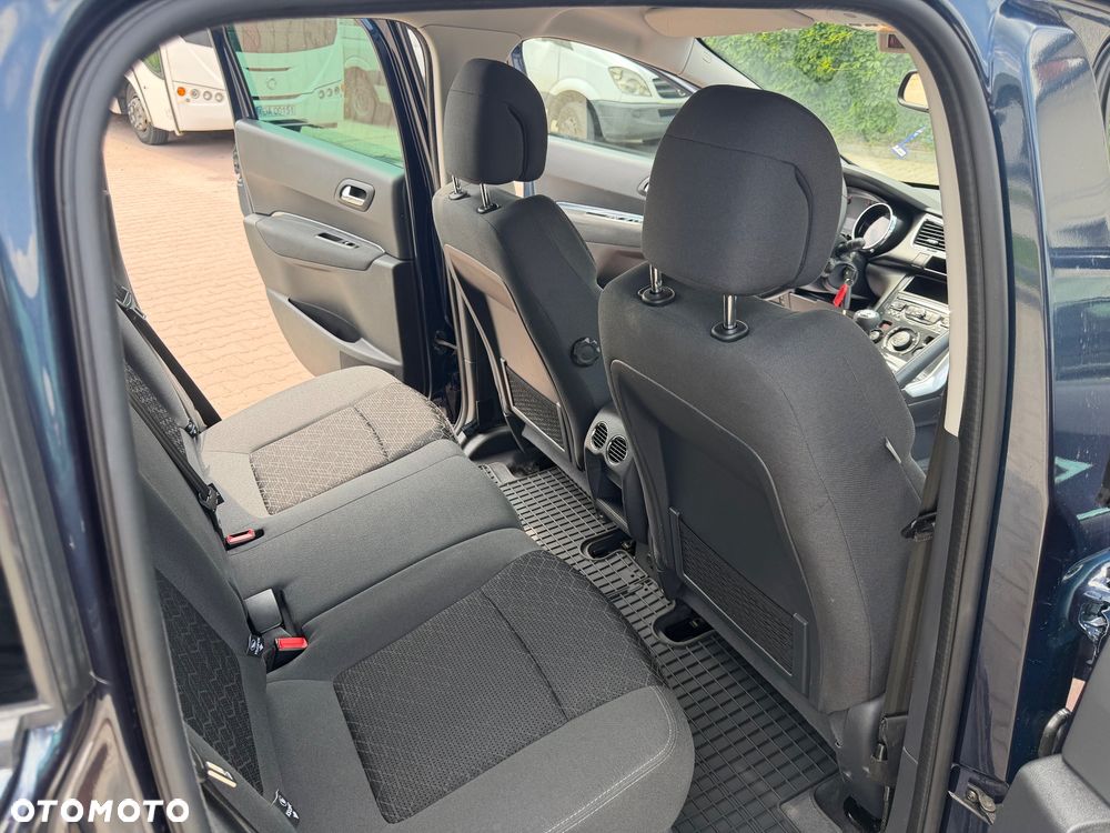 Peugeot 3008 1.6 HDi Style - 26