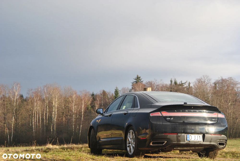 Lincoln MKZ - 11
