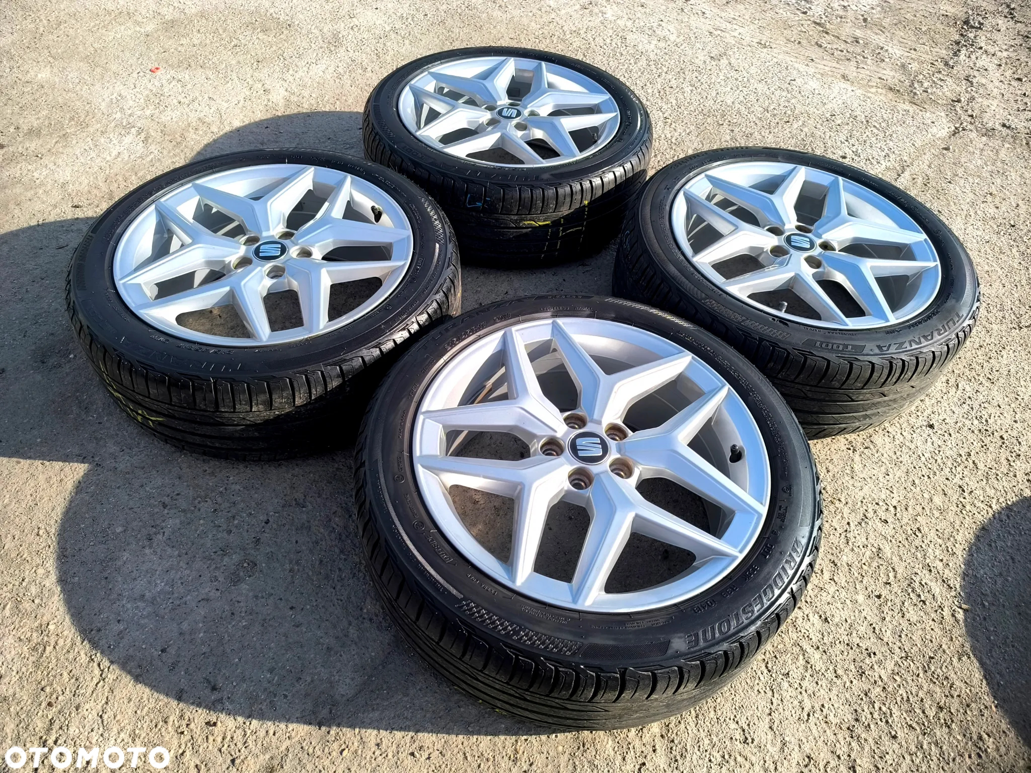 5x100 Alufelgi Felgi Aluminiowe 17 Koła Letnie Lato SEAT 6F0 6F IBIZA V 5 TOLEDO IV 4 SKODA FABIA IV 4 III 3 RAPID I II 2 VW POLO VI 6 V 5 POLO PLUS 6mm Legnica ALU-RAD 215/45 - 4