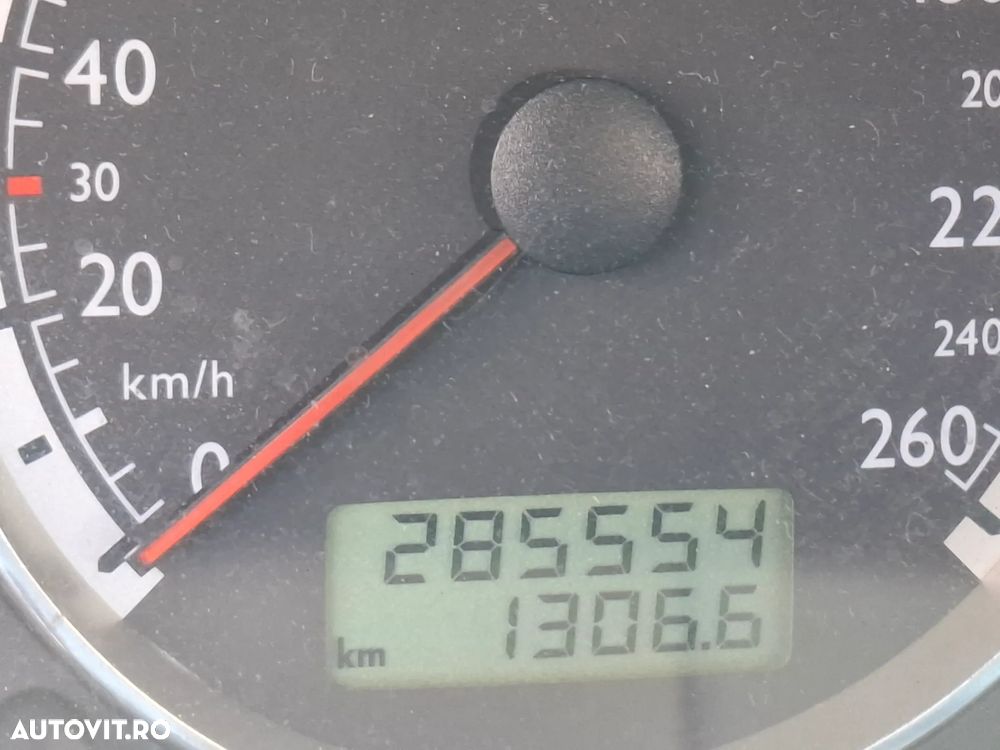 Volkswagen Golf - 12